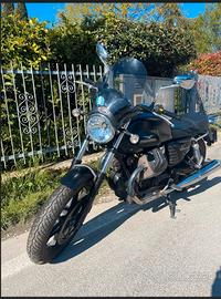 Moto Guzzi V7 - 2012