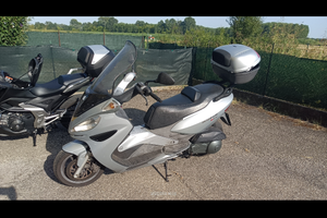 Malaguti madison 400