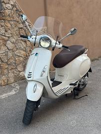 Vespa primavera 50