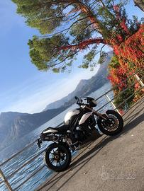 Triumph Speed Triple 1050