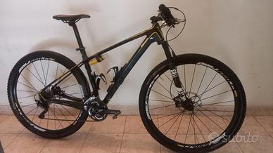 Mtb Focus Raven 29 in carbonio 