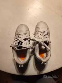 scarpe con rotelle heelys