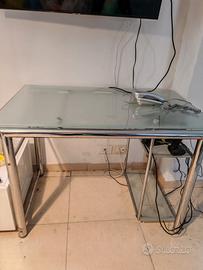 Scrivania porta Computer 