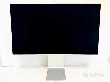 Apple Pro Display XDR 32" 6K completo di Pro Stand