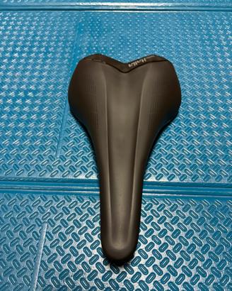Selle italia SLR 242x145 mm L1