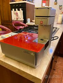 macchina del caffe illy touch