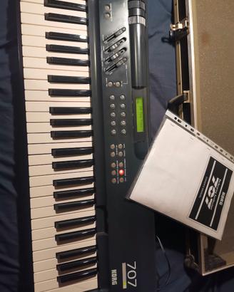 Korg 707