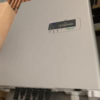 Inverter fotovoltaico Schneider