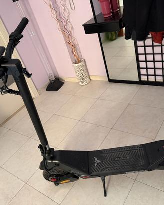 Monopattino Engwe Y700 - Nuovo - Sbloccato