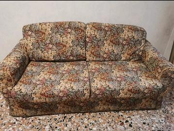 Divano letto matrimoniale 