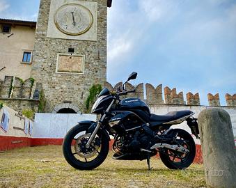 Moto Kawasaki er6n 2009 DEPOTENZIATA a libretto