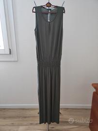 vestito verde salvia senza maniche