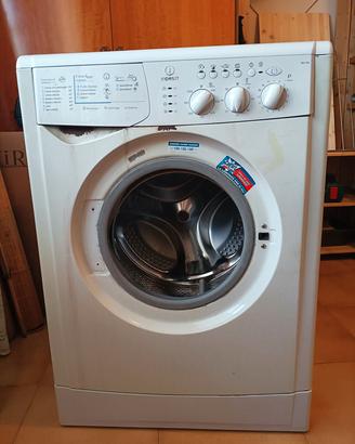 lavatrice Indesit 