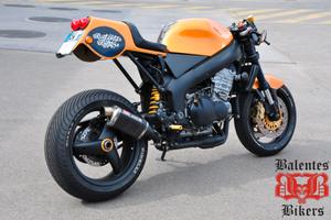 CAFE' RACER TRIUMPH 955