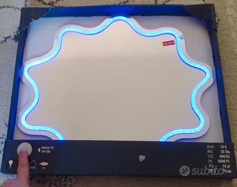 specchio con luce led blu