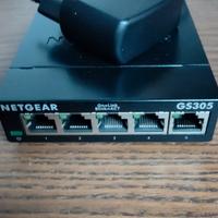 Switch NETGEAR GS305 (v3)