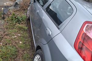fiat grande punto a Savona 
