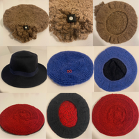 Cappello basco nuovo, lana vergine di vari colori