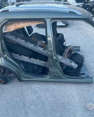 Ricambi scocca per tagliate Suzuki Ignis 2024