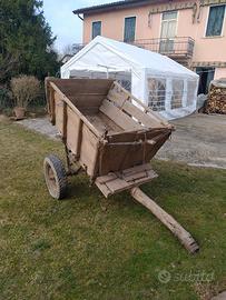Vecchio carro di campagna