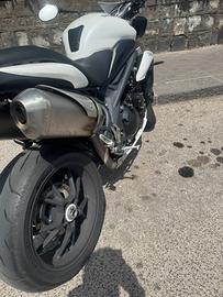 Triumphspeed triple se euro 4800vendesi