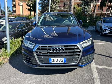 Audi Q5 35 TDI quattro S tronic Business