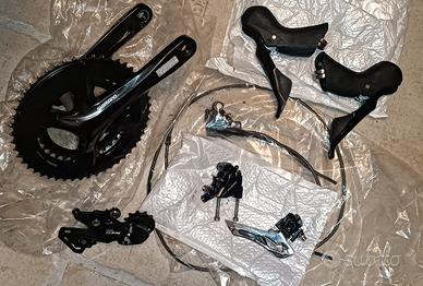 Gruppo completo Shimano 105 serie 7000 disco idra