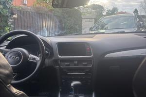 Audi q5 2.0 tdi s line
