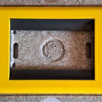 Placca gialla Bticino Living Classic prima serie