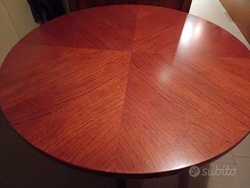 Tavolo rotondo in mogano