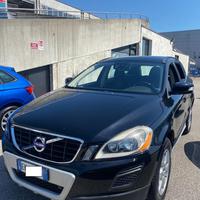 VOLVO XC60 D3 AWD Geartronic Kinetic