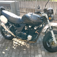 Kawasaki zr7 cafè racer