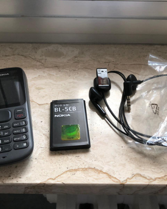 N 2 Nokia Cellulari con tasti