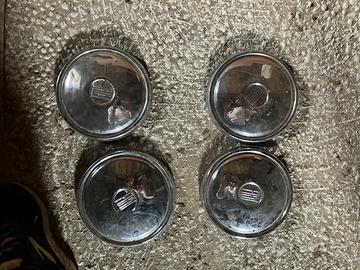 Borchie copricerchi Fiat 850