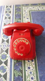 Vecchio telefono anni 80