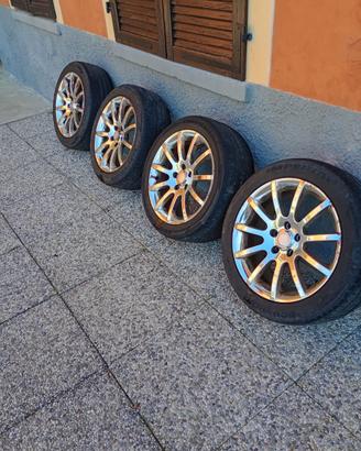Gomme estive con dischi  in lega Audi 235/45ZR17