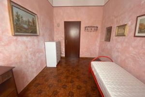 Camere in appartamento unico