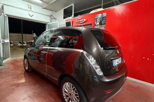 Lamcia ypslon versus 1.3 multijet