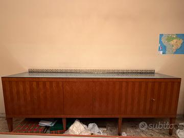 Tavolo da soggiorno con vetro