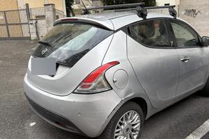 Lancia Ypsilon benzina euro 6 - 02-2015-71000km