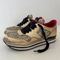 Sneakers Hogan Club