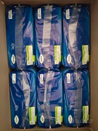 assorbenti per anziani e ragazze 