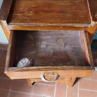 Comodina legno di olmo anni 30 da ristutturare