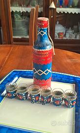 Vintage bottiglia  bicchieri rivestimento pelle