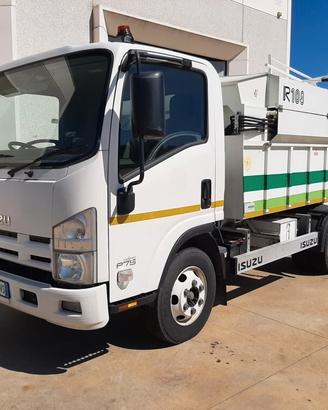 costipatore Rossi da 7 mc su Isuzu 75