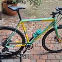 gravel cannondale superx carbonio