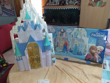 castello di Frozen con bambole 