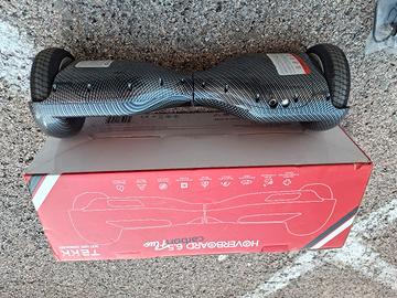  HOVERBOARD TEKK
USATO POCHISSIMO. 
INFO IN P