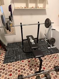 Panca piana completa di bilancieri manubri e rack