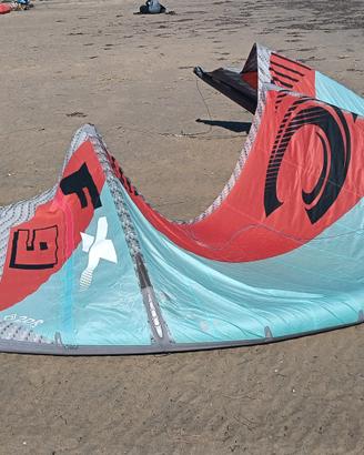 kitesurf cabrinha FX 9 con barra liquid force